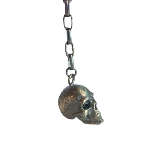 SKULL CARVED ILUMINATI KEY CHAIN SMALL