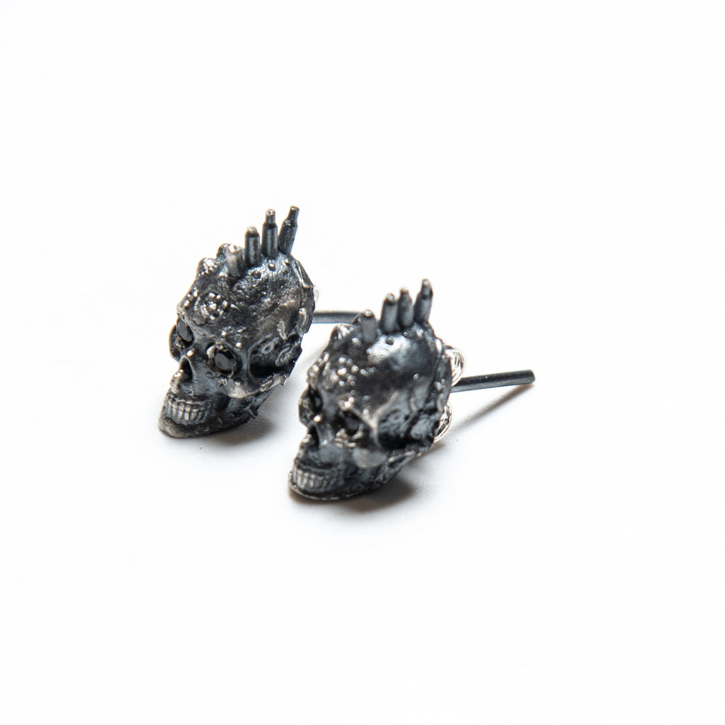 PUNK SKULL EARRINGS