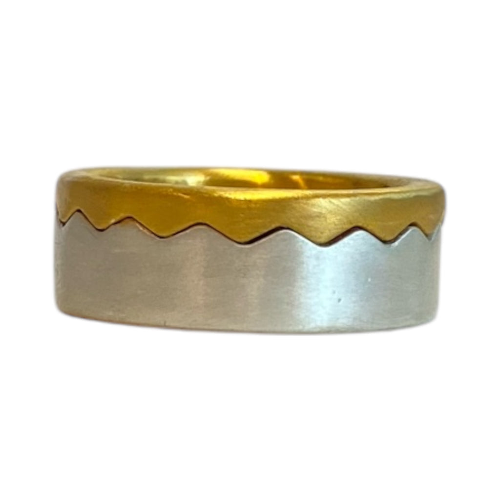 SPLIT POLISHED N GOLDEN RING