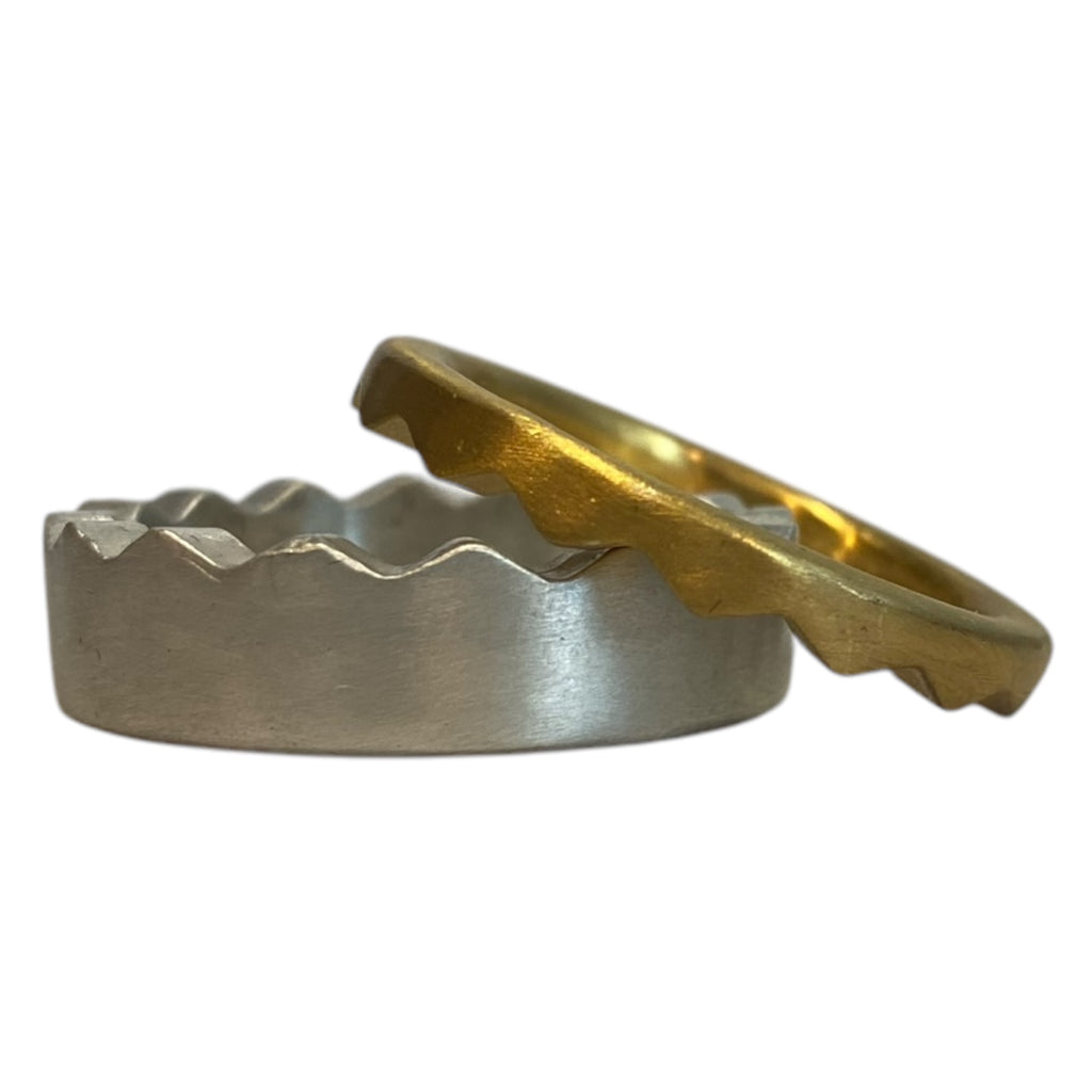 SPLIT POLISHED N GOLDEN RING