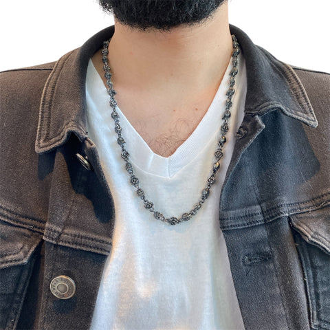 SKULLS & ROSES NECKLACE