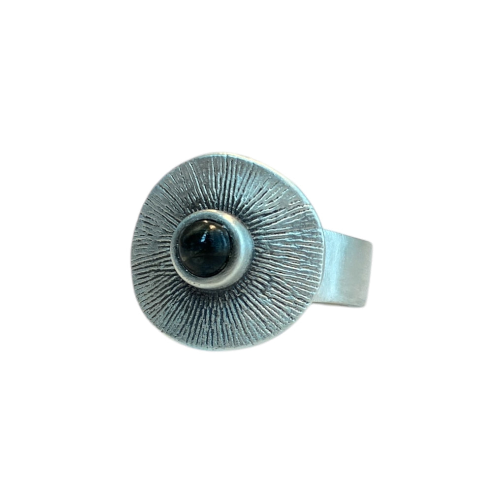 FOCUS EYE STONE RING