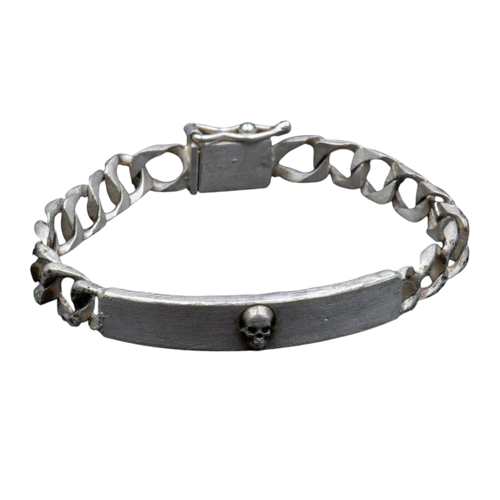SKULL PLAQUE BRACELET