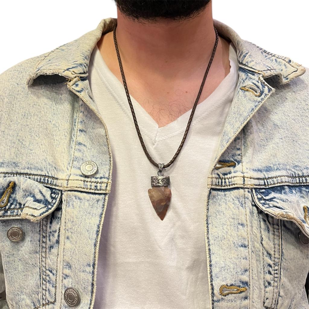 STONE ANCIENT ARROWHEAD NECKLACE