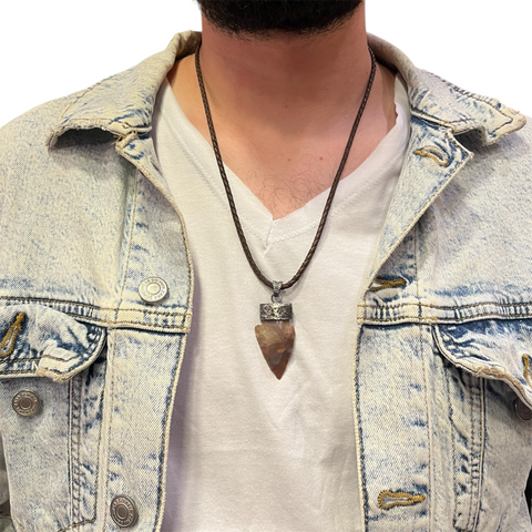 STONE ANCIENT ARROWHEAD NECKLACE
