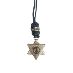 LEATHER AMULET PEACE STAR