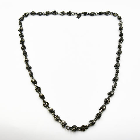 SKULLS & ROSES NECKLACE