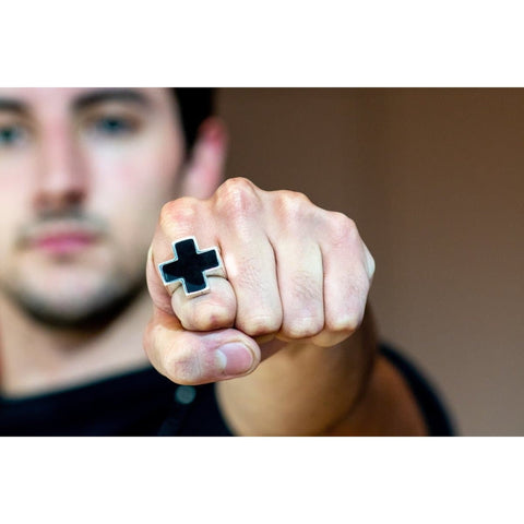 STONE CROSS RING ONIX